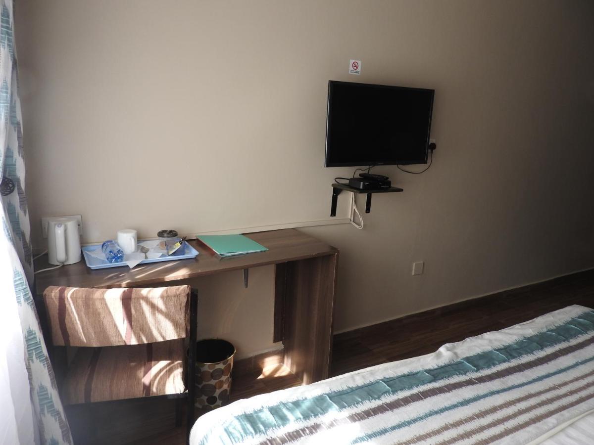 Magnolia Pine Bed & Breakfast Найроби Экстерьер фото